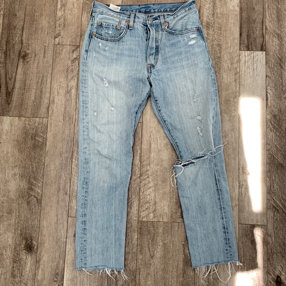 Levi’s “Clear Minds” 501 Jeans - Picture 1 of 1